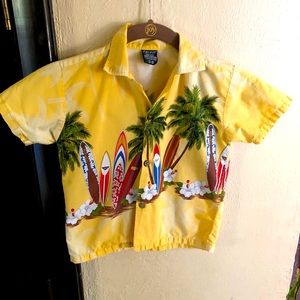 Vintage Hawaiian Shirt. Surfboard Theme. Coconut Shell Buttons. Yellow. Size 5